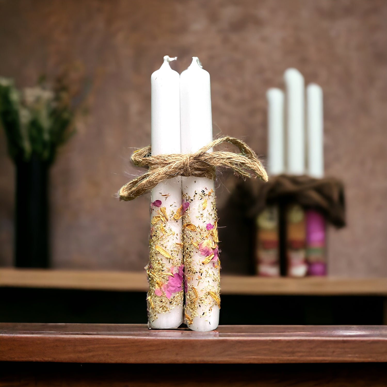 Handgefertigte Ritualkerzen für Liebe im Set.
