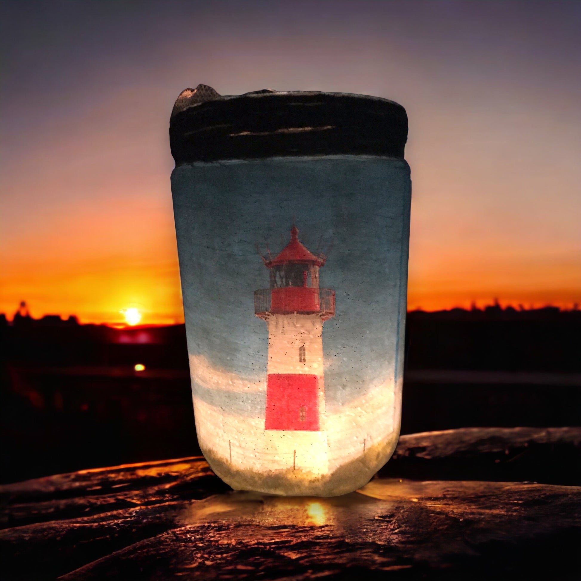 Stimmungsvolles Windlicht mit Leuchtturm Motiv, handgefertigt.